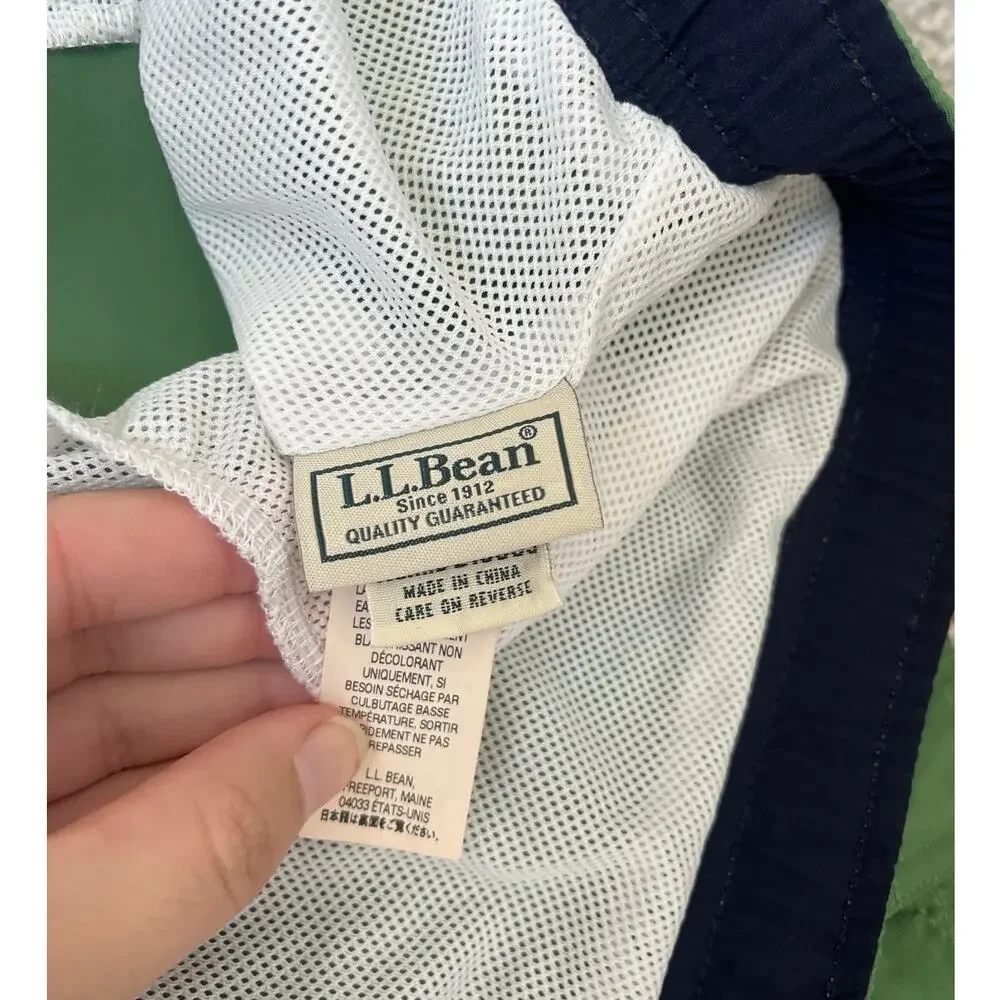 L.L. Bean Cargo Swim Trunks Green Lined Pockets Beach Pool Vacation Resort XL